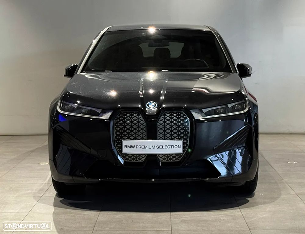 BMW iX xDrive 40 Pack Desportivo - 2