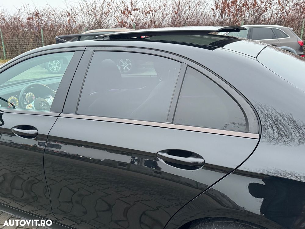 Mercedes-Benz E 300 T 9G-TRONIC AMG Line - 31