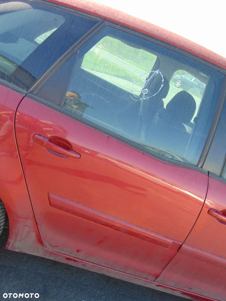 DRZWI PRAWE TYŁ TYLNE C4 PICASSO I EKQD