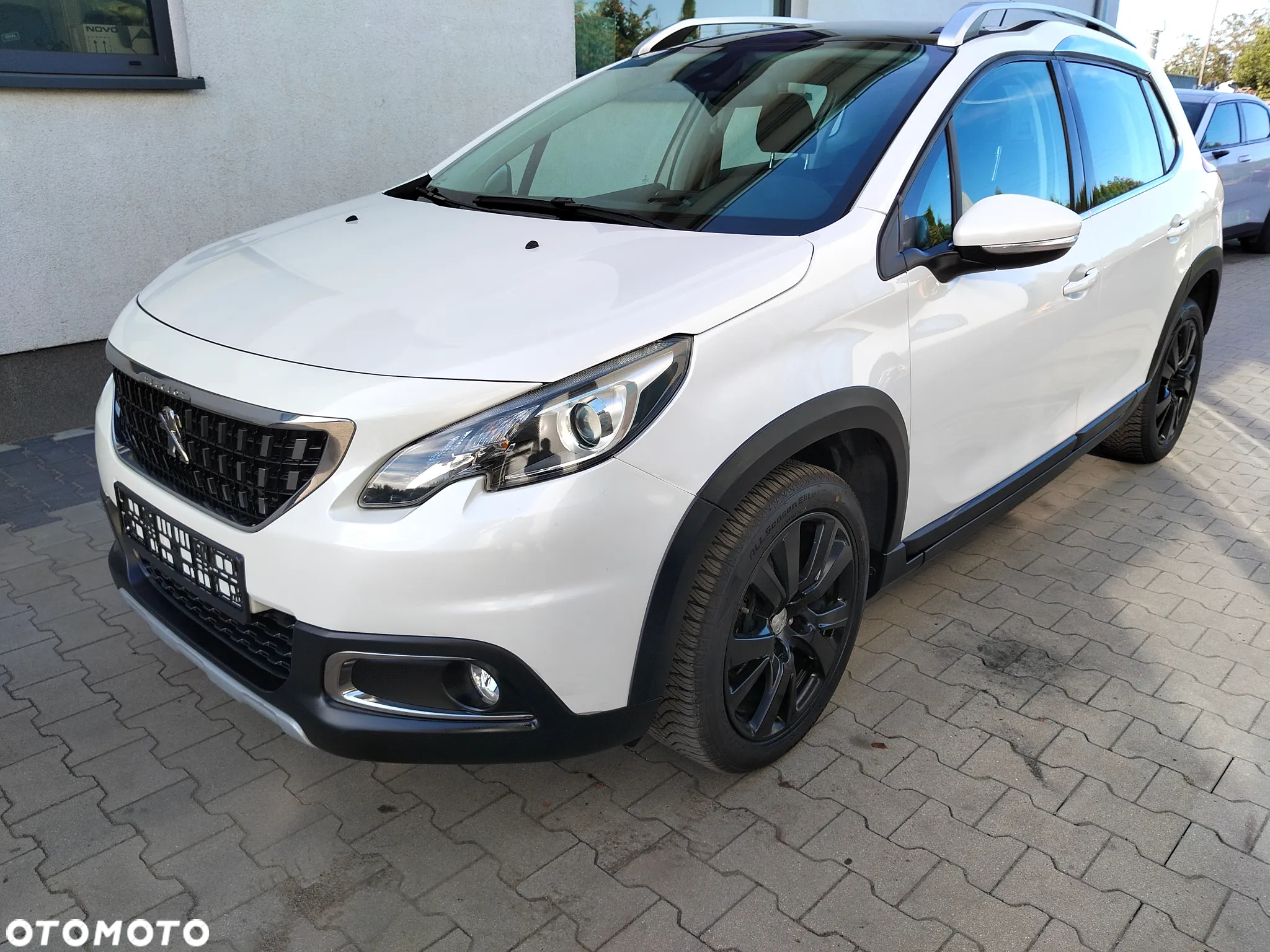 Peugeot 2008 PureTech 110 Stop&Start Allure - 9