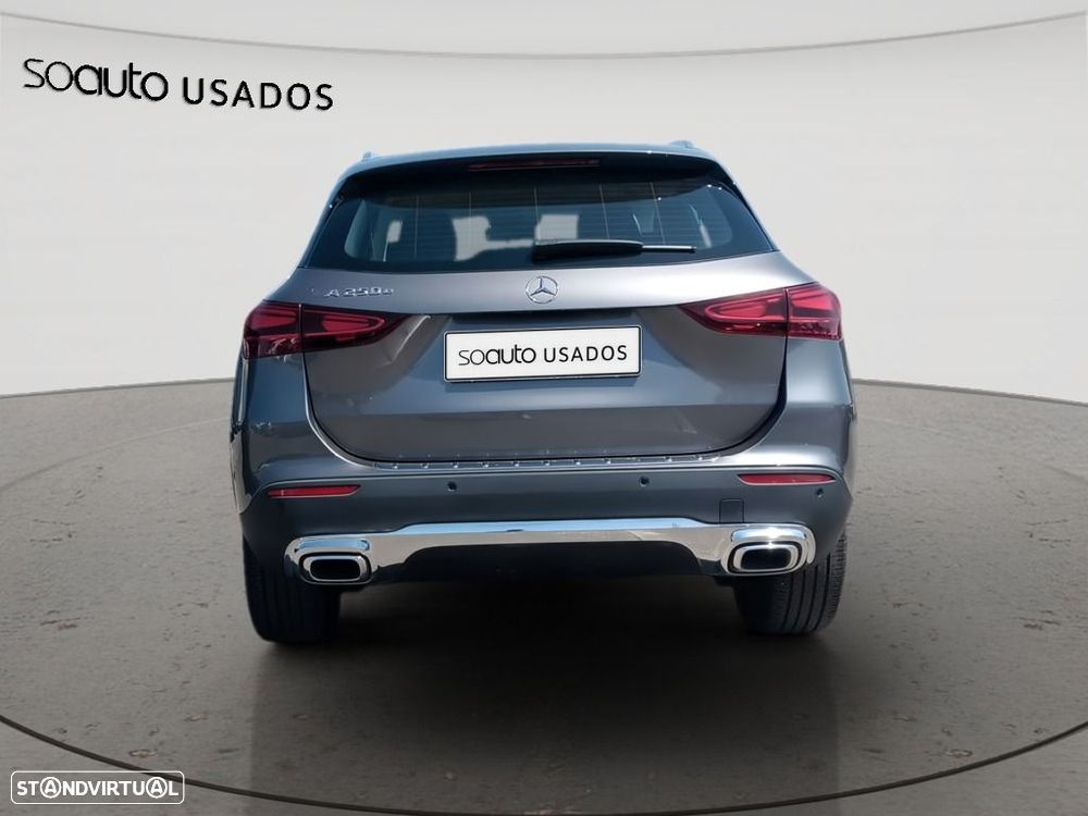 Mercedes-Benz GLA 250 - 7