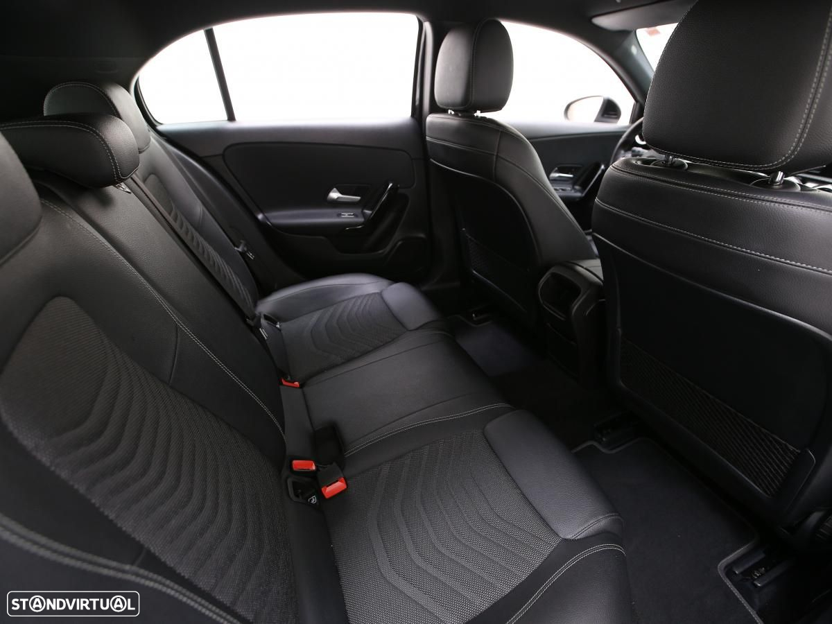 Mercedes-Benz A 180 d Style Plus Aut. - 12