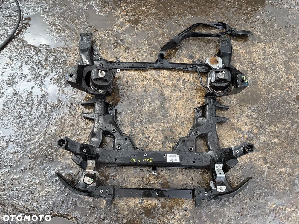 Sanki wózek przód BMW X5 E70 3.0d 677268205 OE - 1