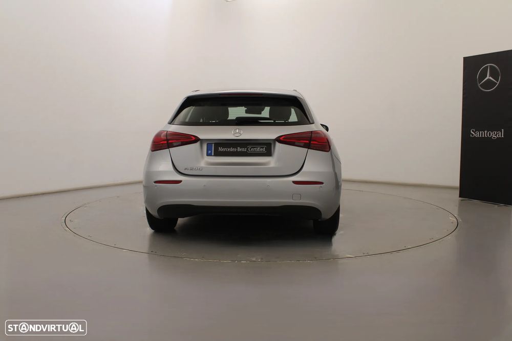 Mercedes-Benz A 200 Standard - 8