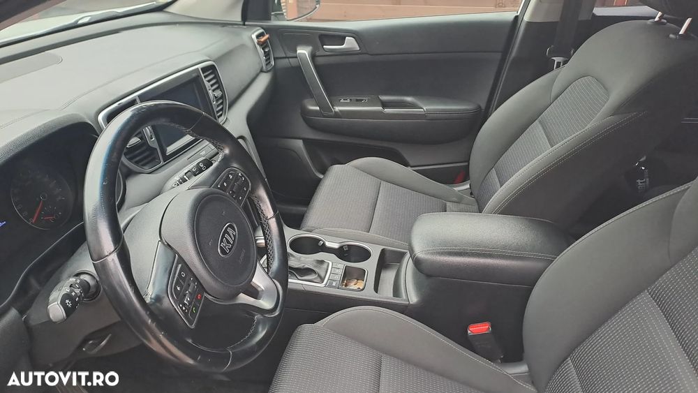 Kia Sportage 1.7 DSL 7DCT 4x2 Plus - 8