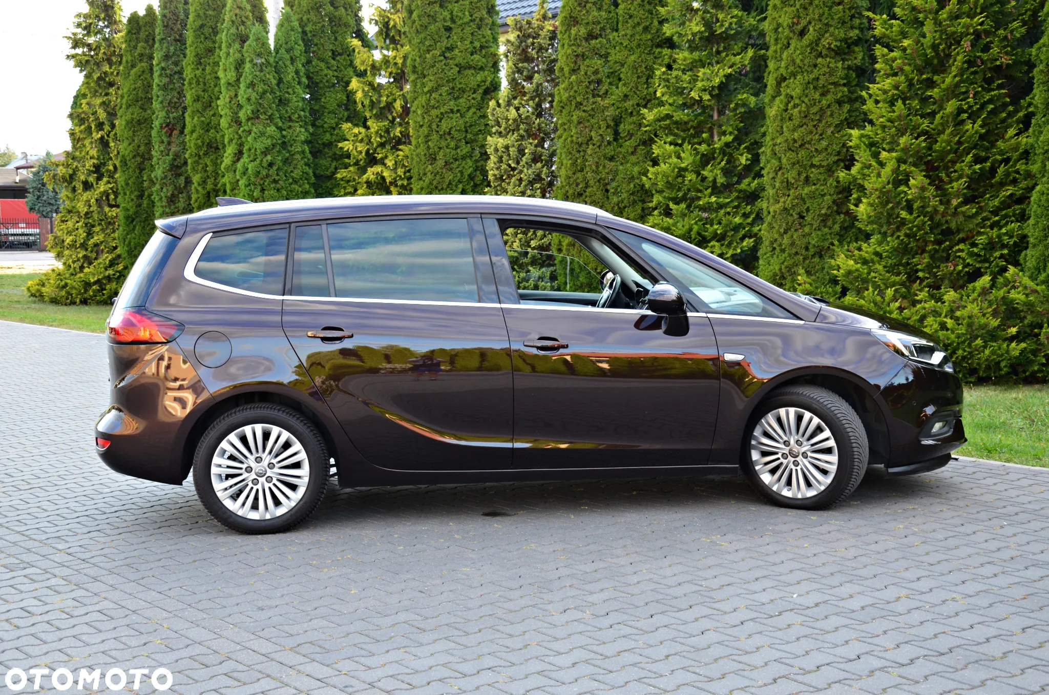 Opel Zafira - 24
