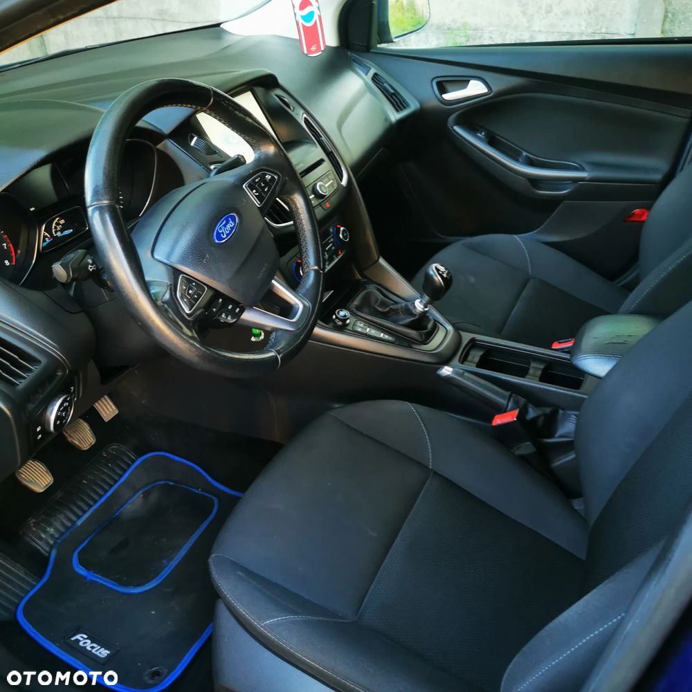 Ford Focus - 19