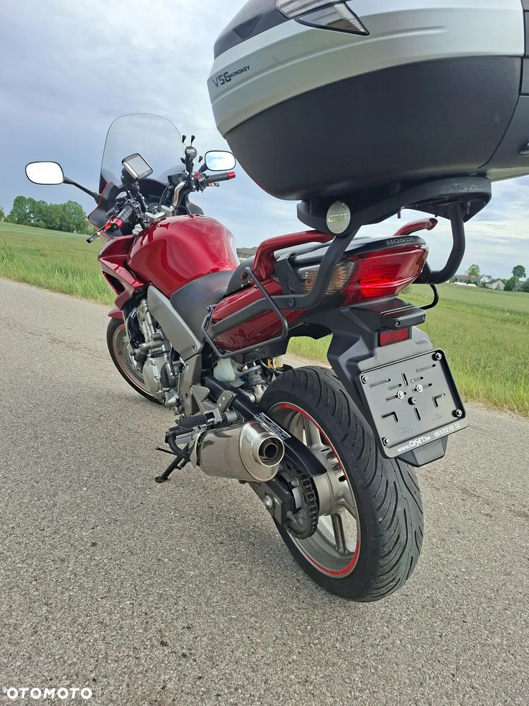 Honda CBF - 8
