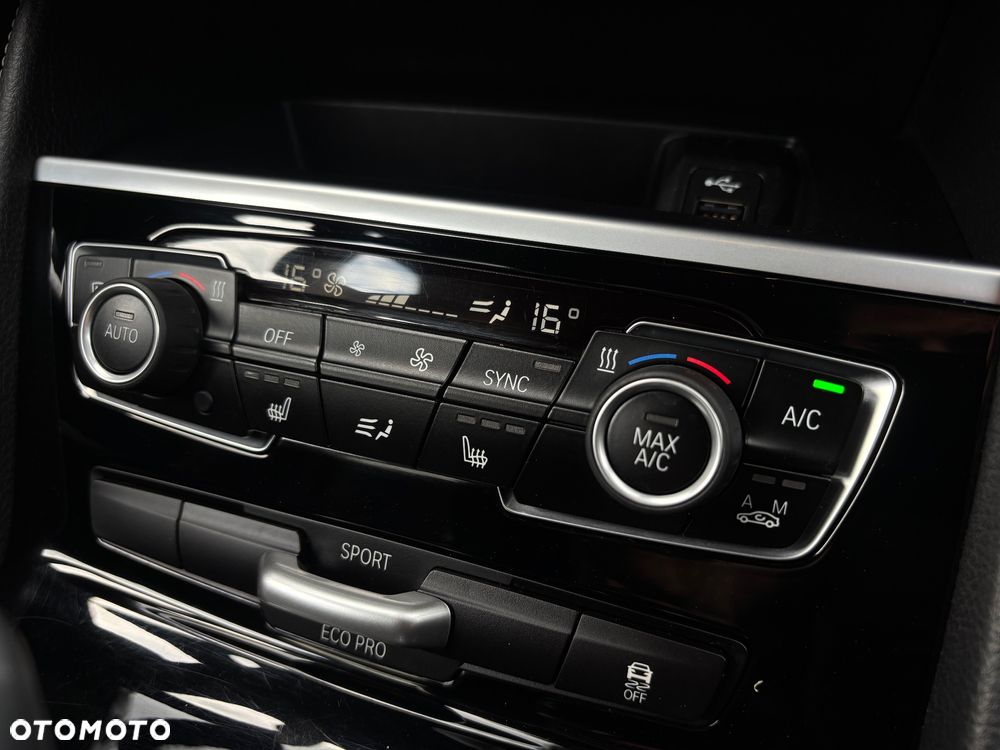 BMW Seria 2 220d xDrive Sport-Aut M Sport - 36