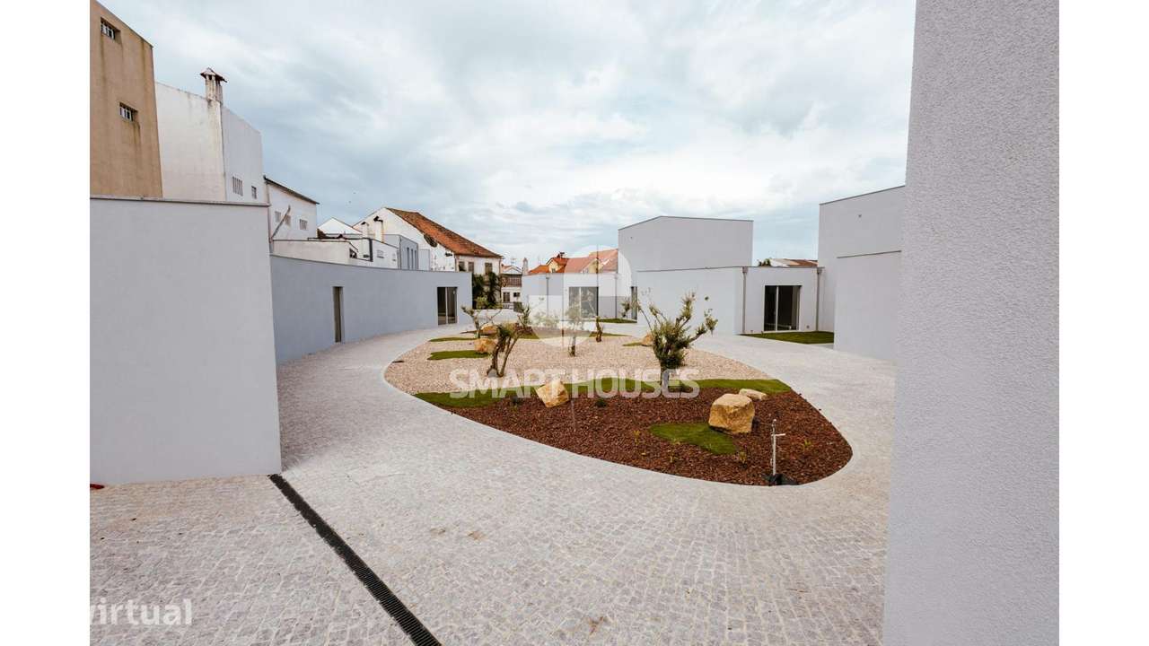 Moradia T3 c/ terraço centro São Romão - Grande imagem: 2/34