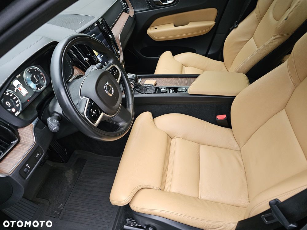 Volvo XC 60 D4 Inscription - 2