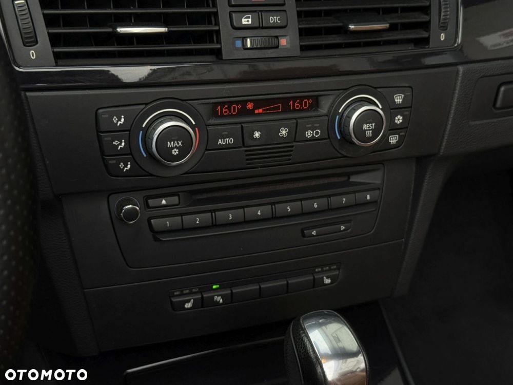 BMW Seria 3 320i - 20