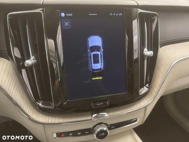 Volvo XC 60 B4 D AWD Inscription - 15