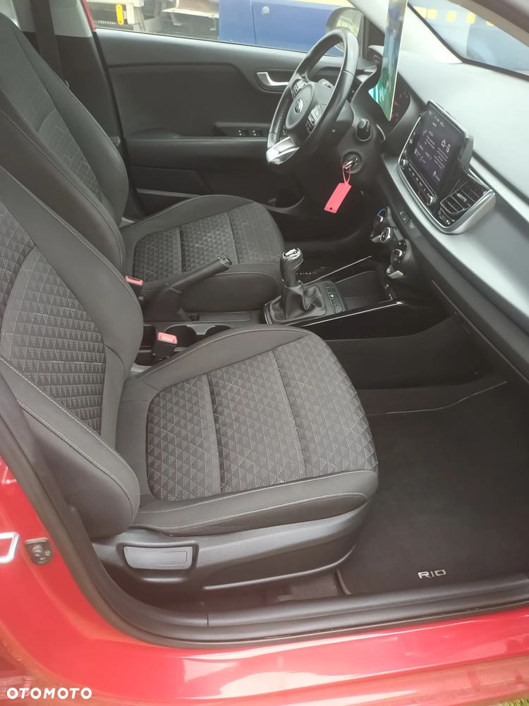 Kia Rio 1.0 T-GDI 100 Dream-Team Edition - 7