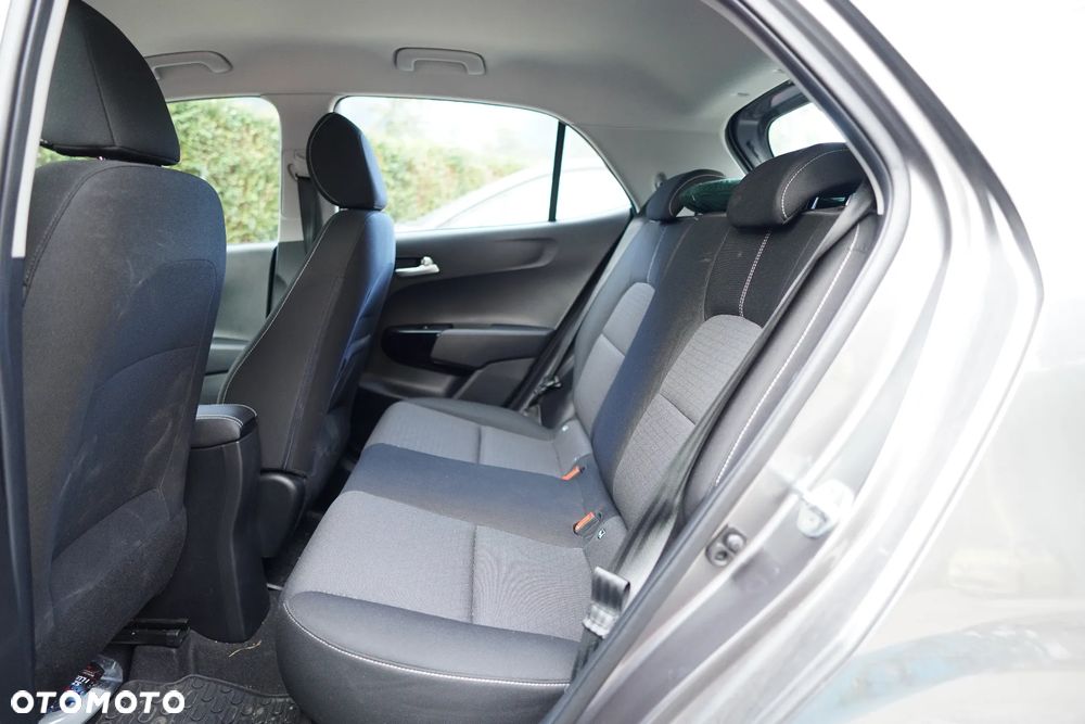 Kia Picanto 1.0 L - 9