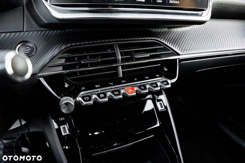 Peugeot 208 1.2 PureTech Allure S&S EAT8 - 31