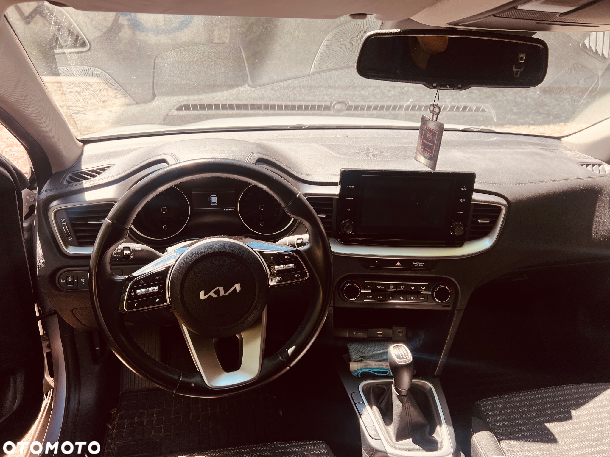 Kia Ceed 1.5 T-GDI M - 6