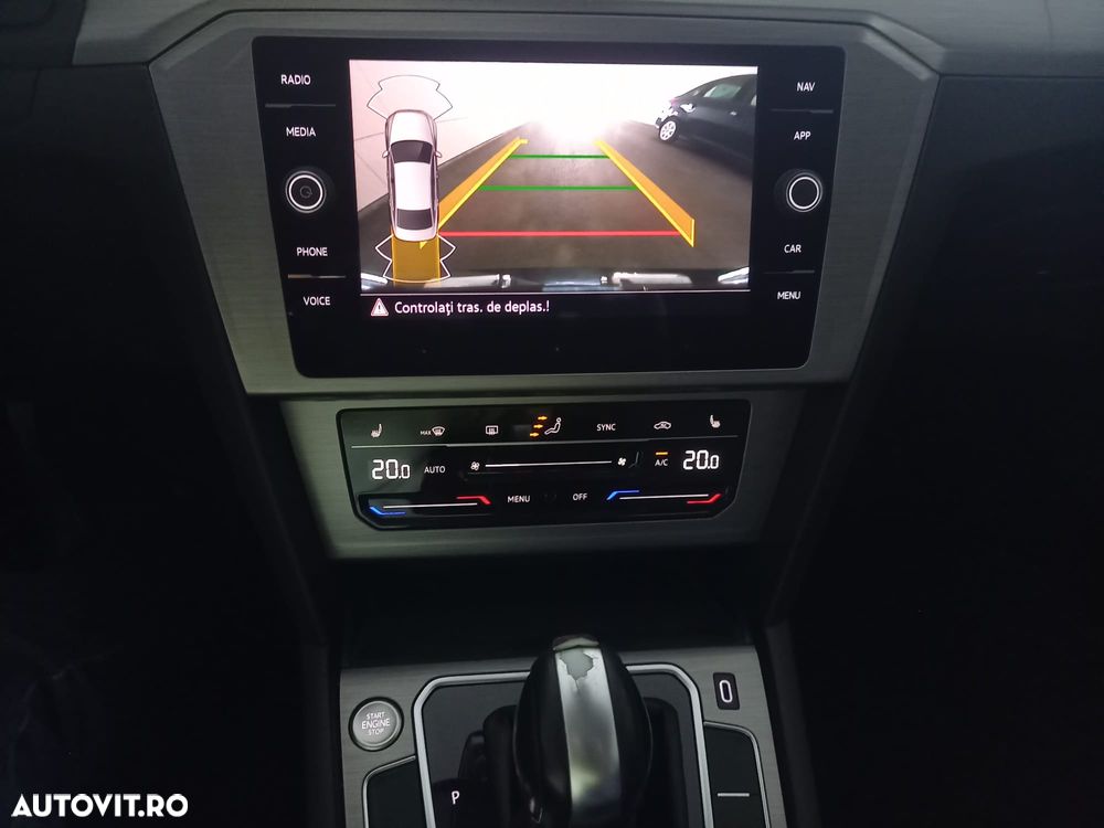 Volkswagen Passat - 29