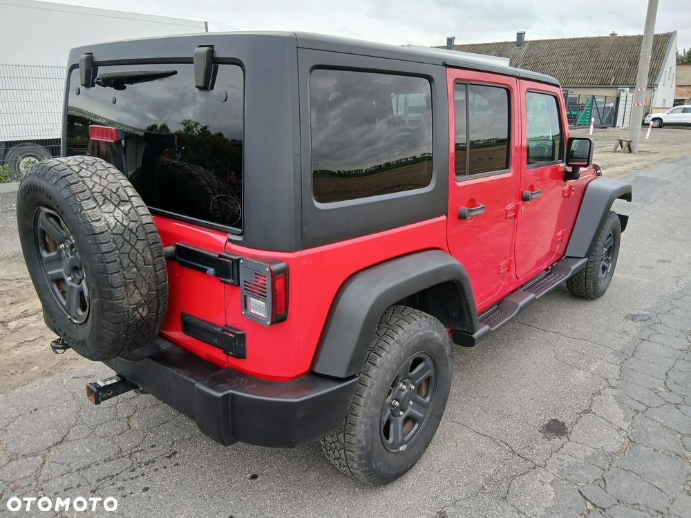 Jeep Wrangler - 12