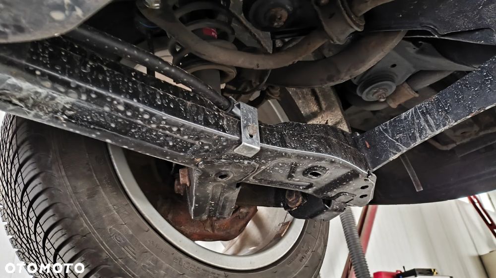 Alfa Romeo 159 1.9 JTDM 8V DPF - 16