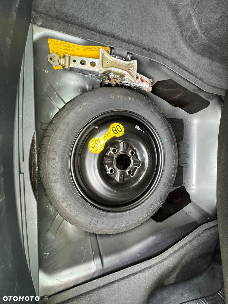 Volvo V40 - 19