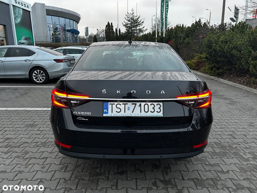 Skoda Superb 2.0 TDI SCR Style DSG - 6