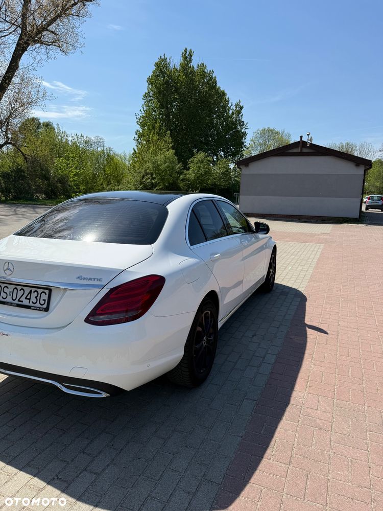 Mercedes-Benz Klasa C 200 4-Matic 9G-TRONIC - 4