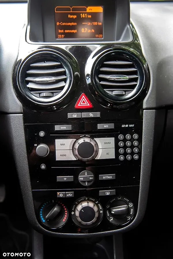 Opel Corsa - 24