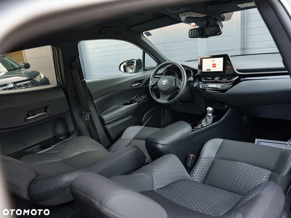 Toyota C-HR 1.8 Hybrid Prestige - 19
