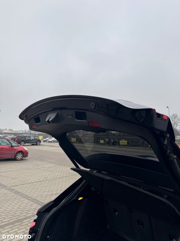 Porsche Macan Standard - 15