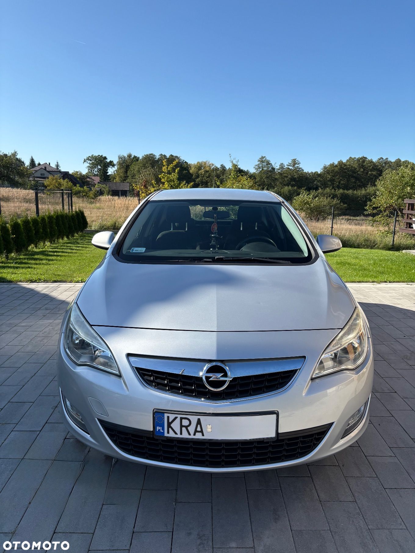 Opel Astra IV 1.4 T Essentia - 1