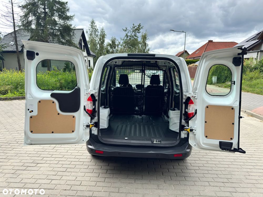Ford Courier L1 - 14