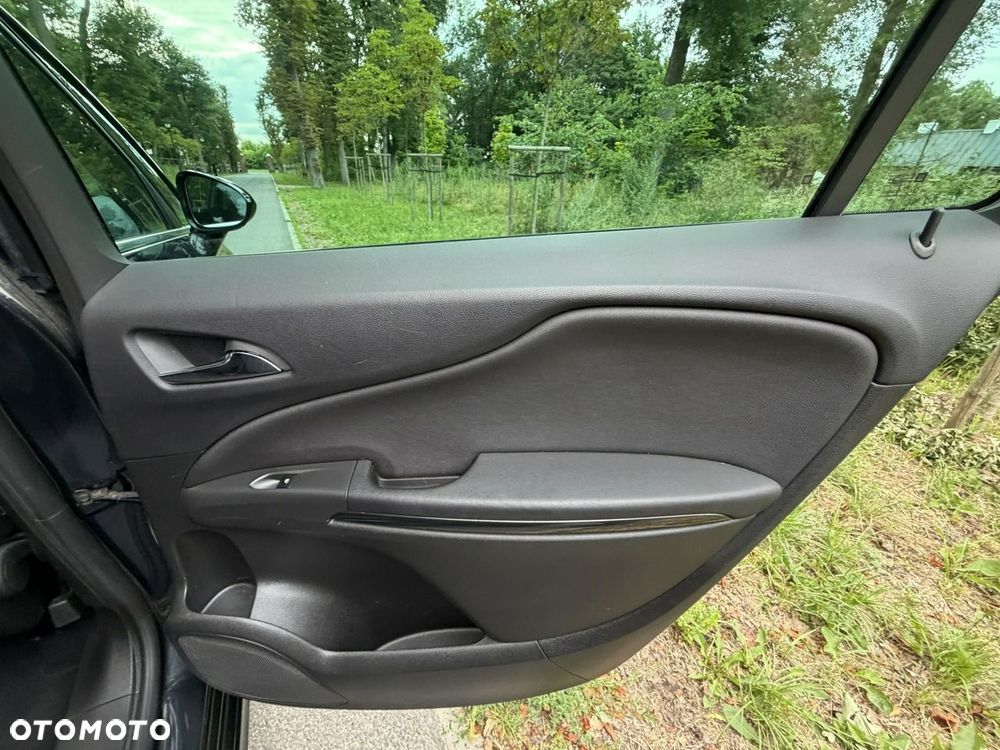 Opel Zafira - 28
