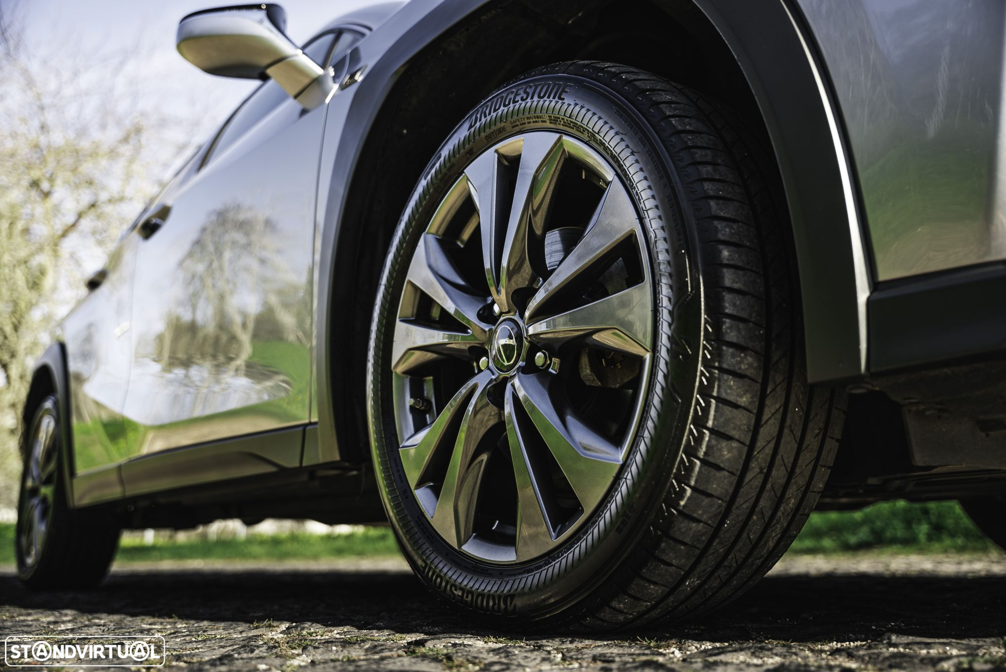 Lexus UX 250h Sport (Ecrã 12.3) - 12