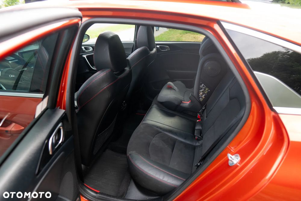 Kia ProCeed 1.6 T-GDI GT DCT - 20