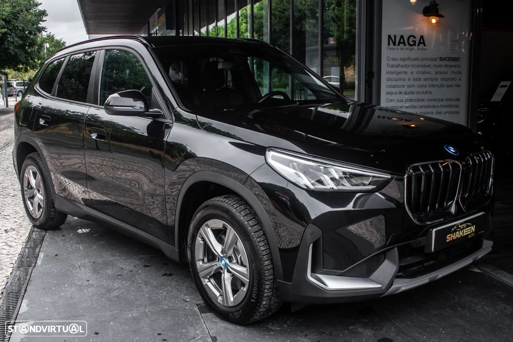 BMW X1 xDrive25e Aut. — fotografia 6
