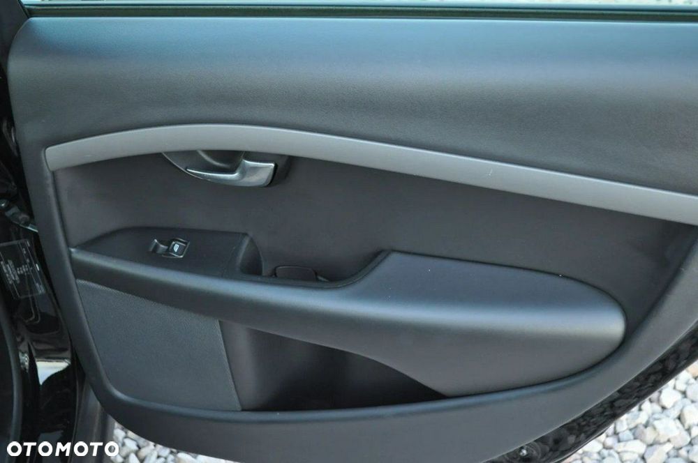 Volvo V70 2.0 - 37