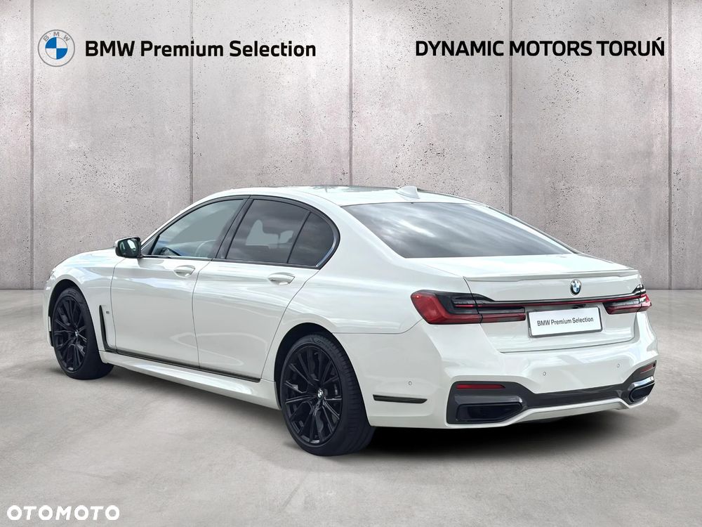 BMW Seria 7 740d xDrive mHEV sport - 6