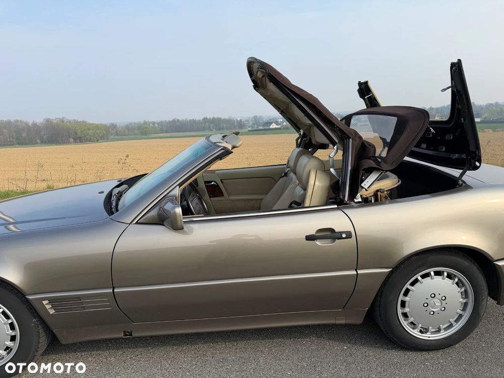Mercedes-Benz SL - 12