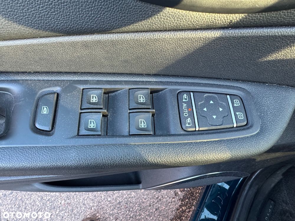 Renault Captur (ENERGY) TCe 150 Version S - 16