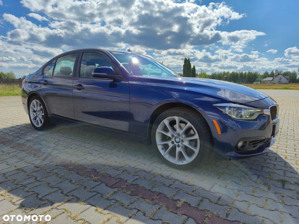 BMW Seria 3 320i - 6