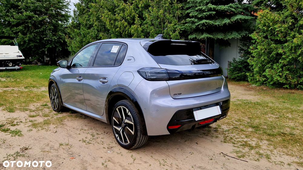 Peugeot 208 - 4
