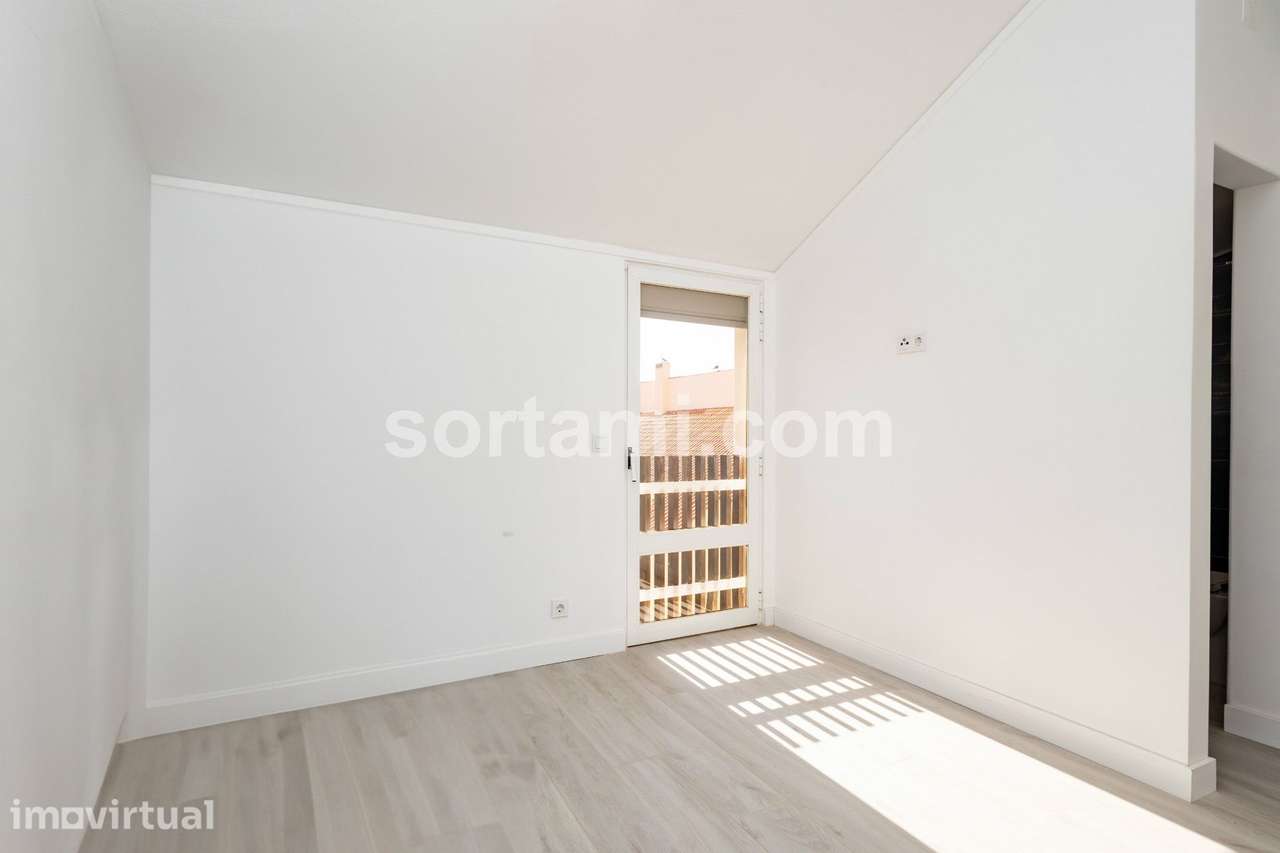 Apartamento T1+2 Venda em Quarteira,Loulé - Grande imagem: 3/11