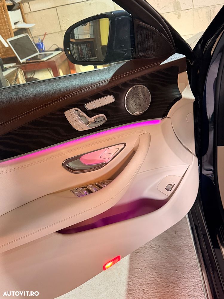 Mercedes-Benz E - 17
