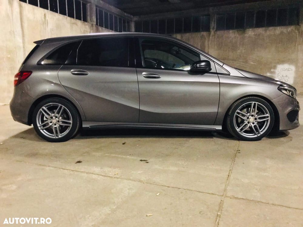 Mercedes-Benz B 220 - 1