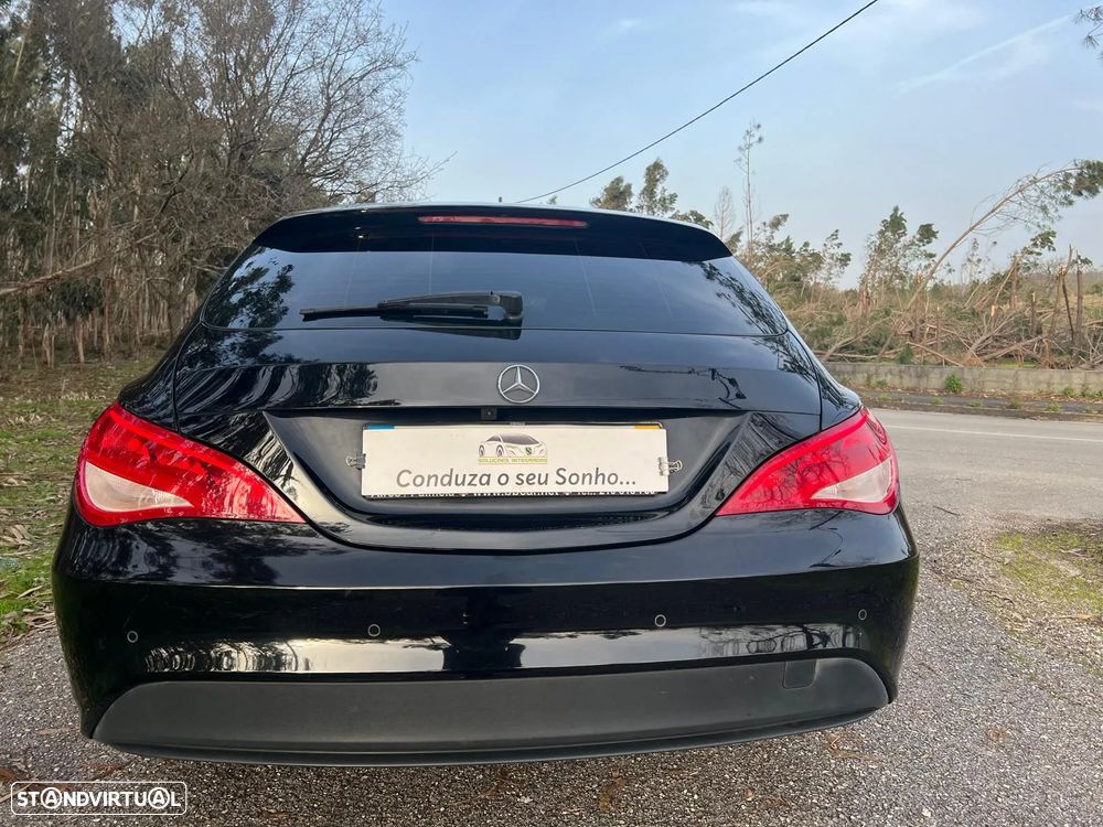 Mercedes-Benz CLA 180 d Shooting Brake AMG Line - 29