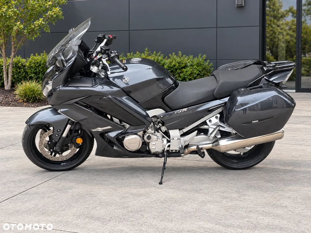 Yamaha FJR - 5