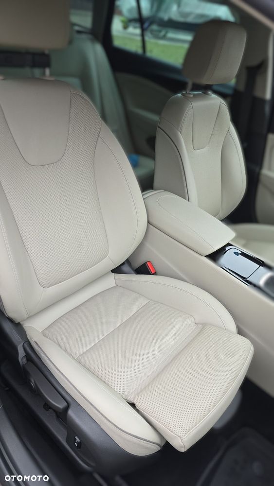 Opel Insignia 2.0 CDTI S&S - 10