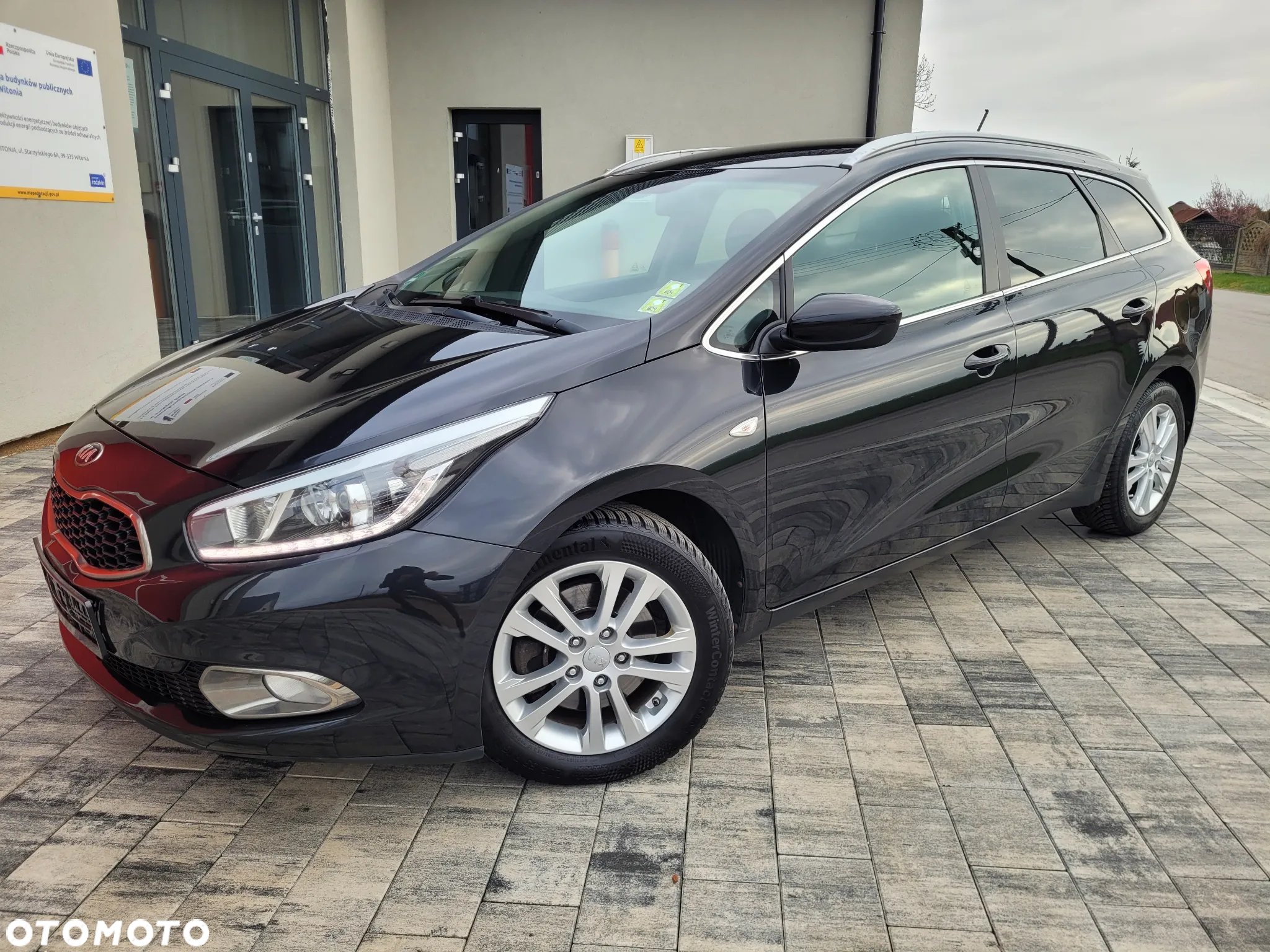 Kia Ceed 1.6 CRDi 128 ISG SW Dream Team Edition - 6