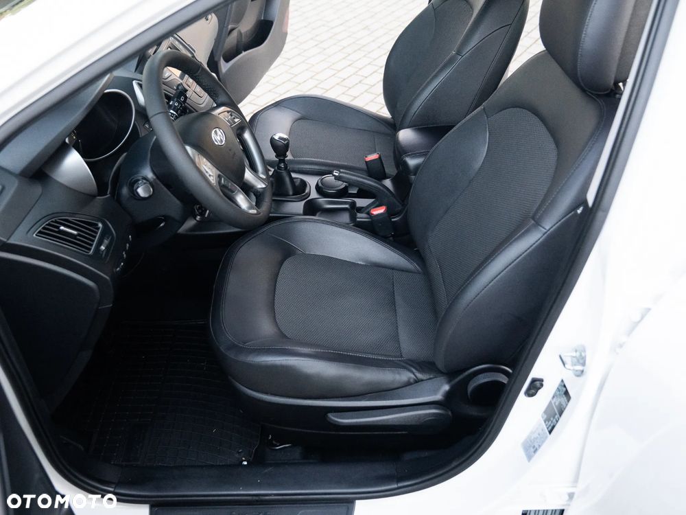Hyundai ix35 2.0 CRDi 4WD Premium - 25
